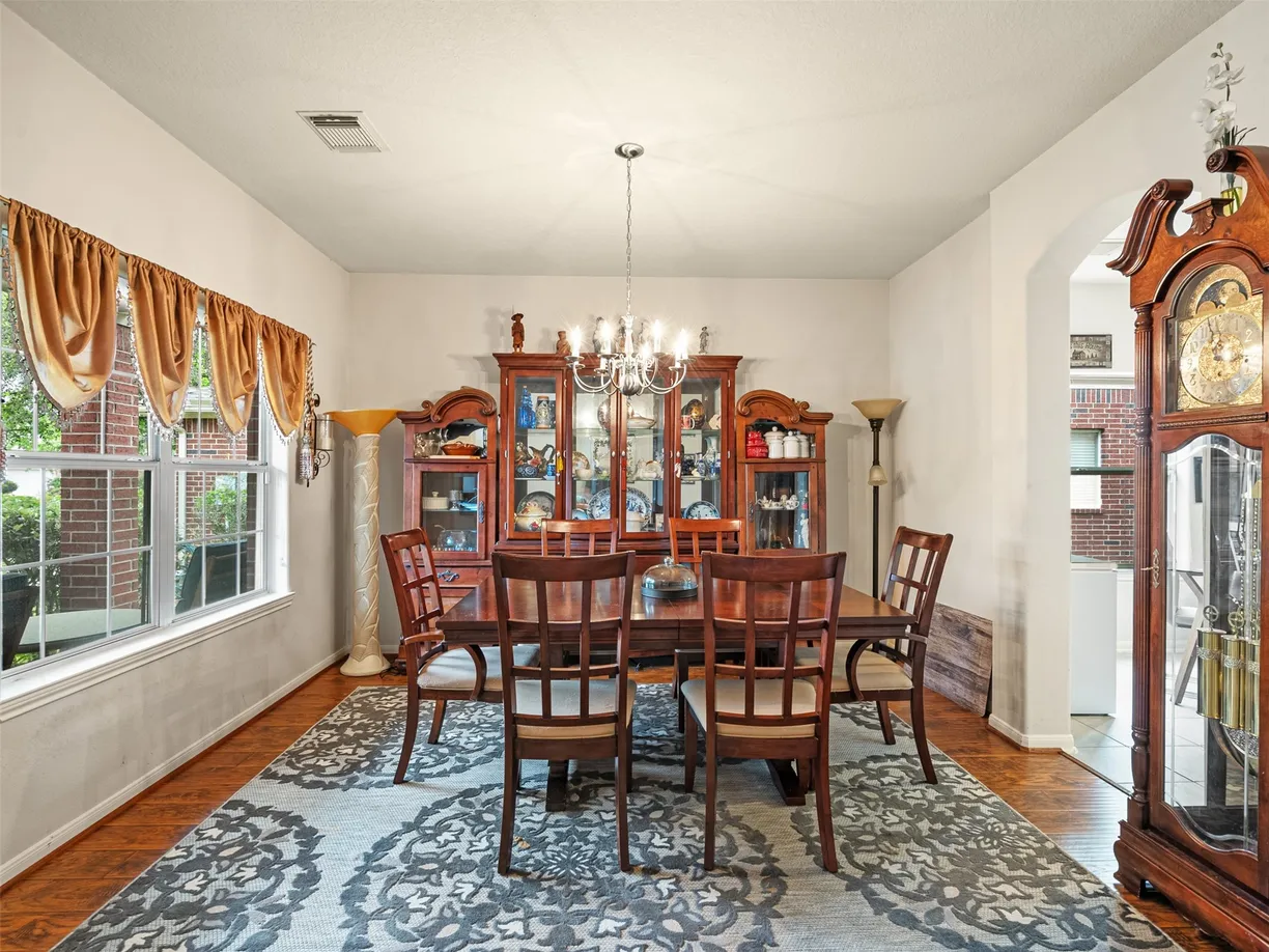 The Woodlands Real Estate | View 614 Timberstand Lane | Listing