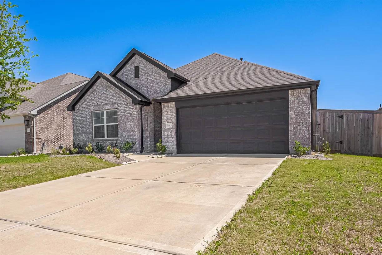 Houston Suburbs Real Estate | View 21410 Blue Oak Drive | Listing