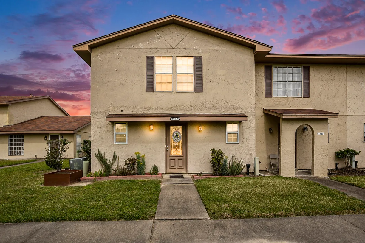 Houston Real Estate | View 1809 Country Village Boulevard | Listing