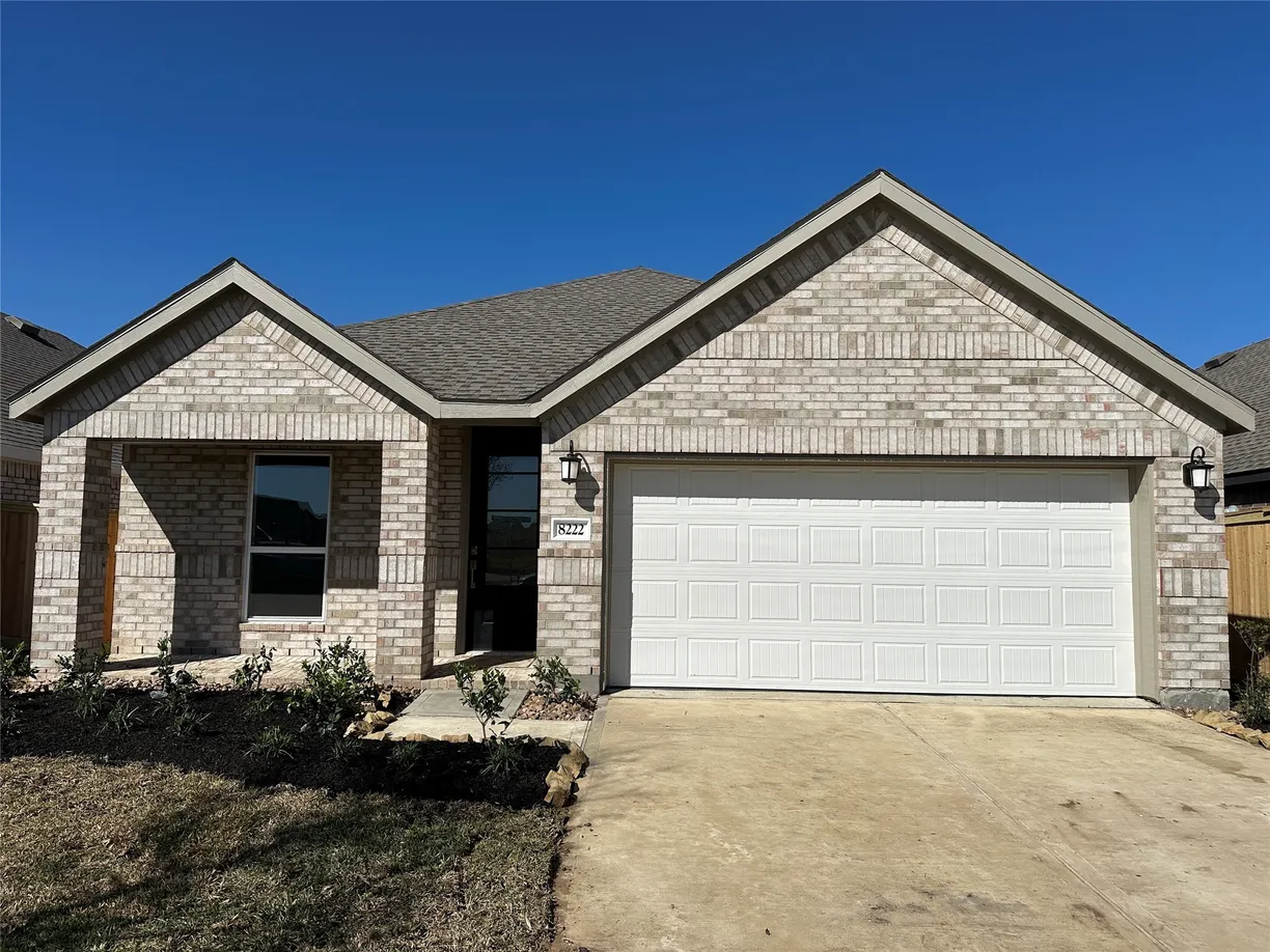 Houston Real Estate | View 8222 Tempest Stone Drive | 4 Beds, 2 Baths