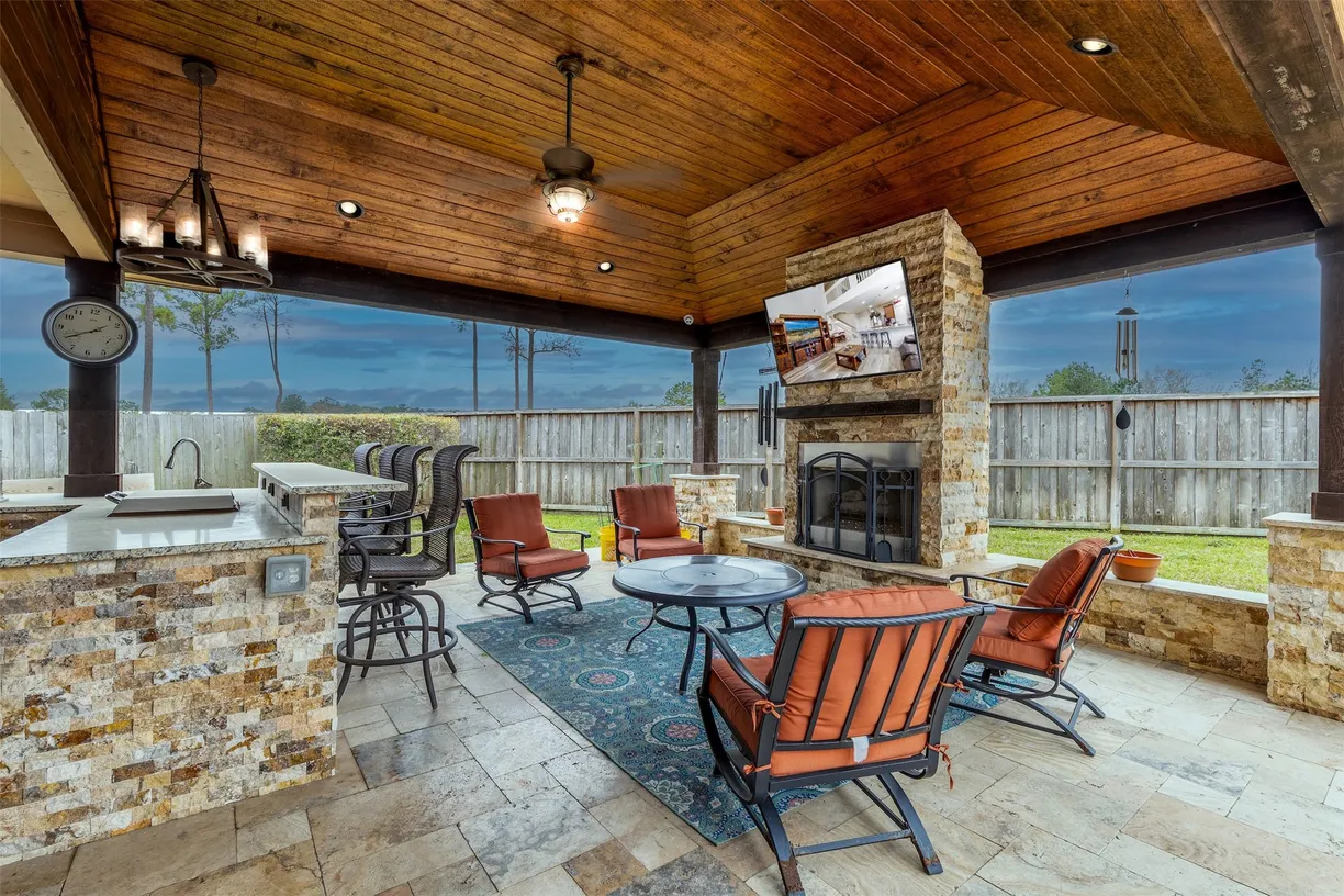 The Woodlands Real Estate | View 11443 Northam Drive | 4 Beds, 2 Baths