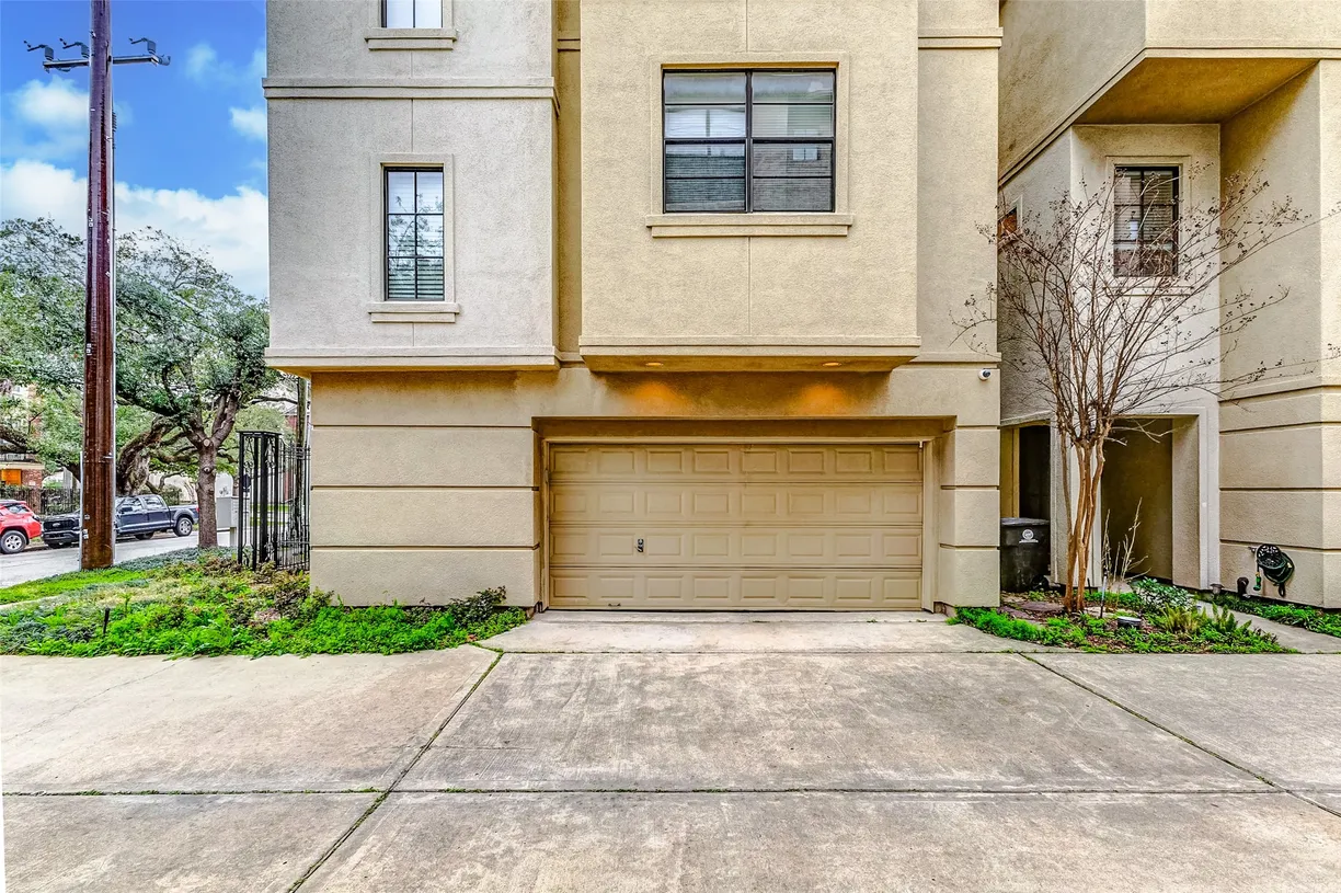 Houston Real Estate | View 2905 Chenevert Street, A | Listing