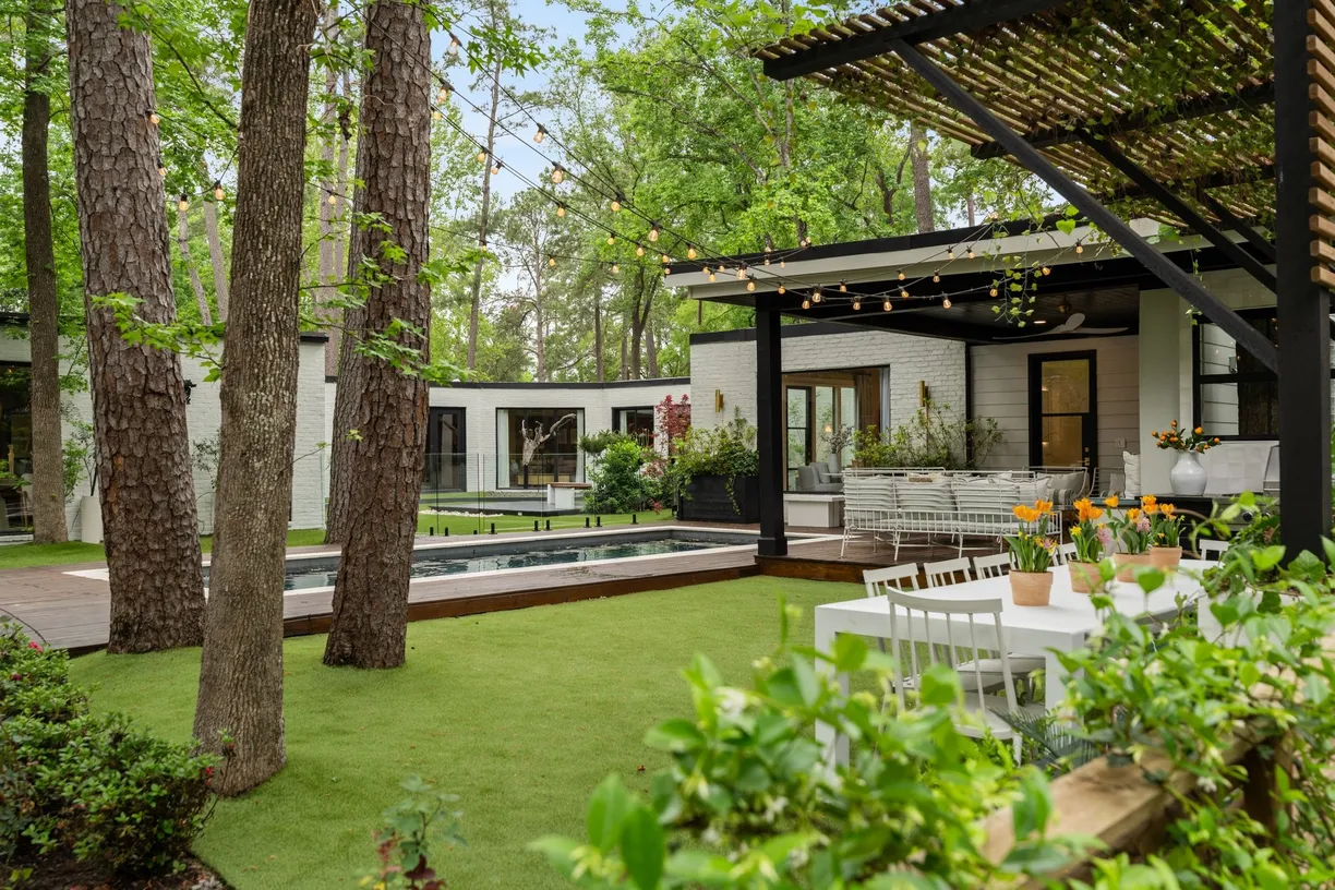 Houston Real Estate | View 339 Hunters Trail Street | 4 Beds, 4 Baths
