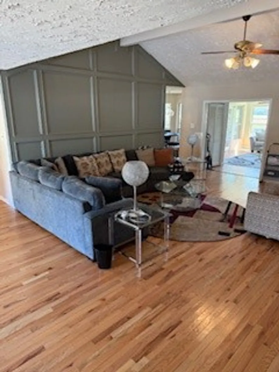 Houston Real Estate | View 2810 Poplar Creek Lane | Listing