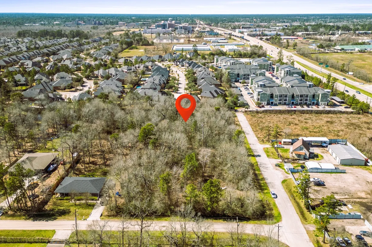 The Woodlands Real Estate | View 17104 Bending Oaks Dr