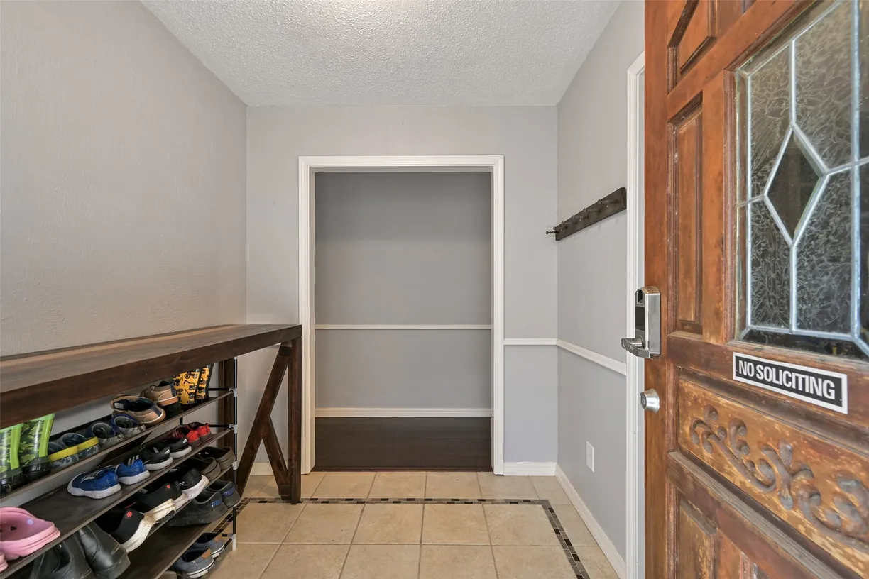 Houston Real Estate | View 2480 W Shane Street | Listing