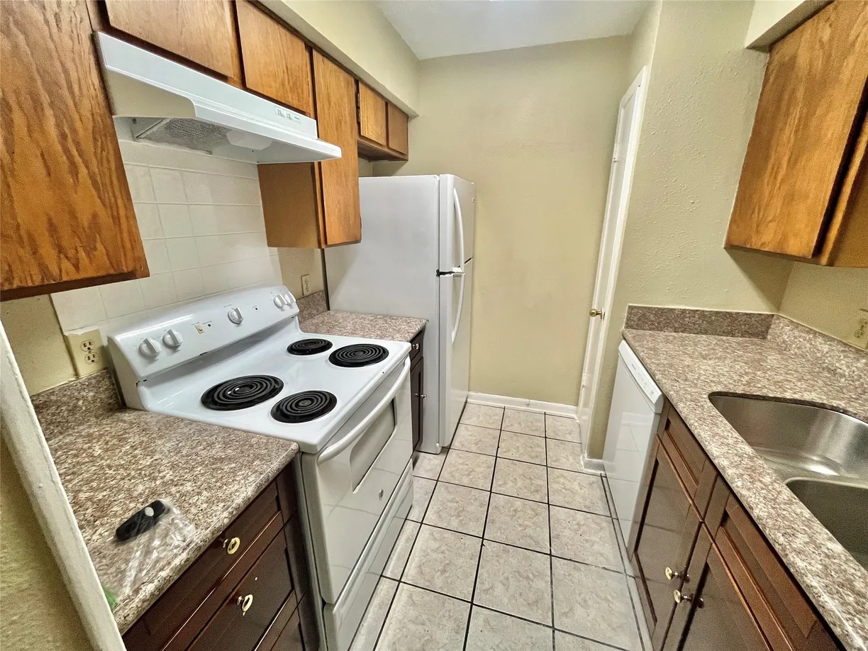Houston Real Estate | View 10211 Sugar Branch Drive, 361 | Listing