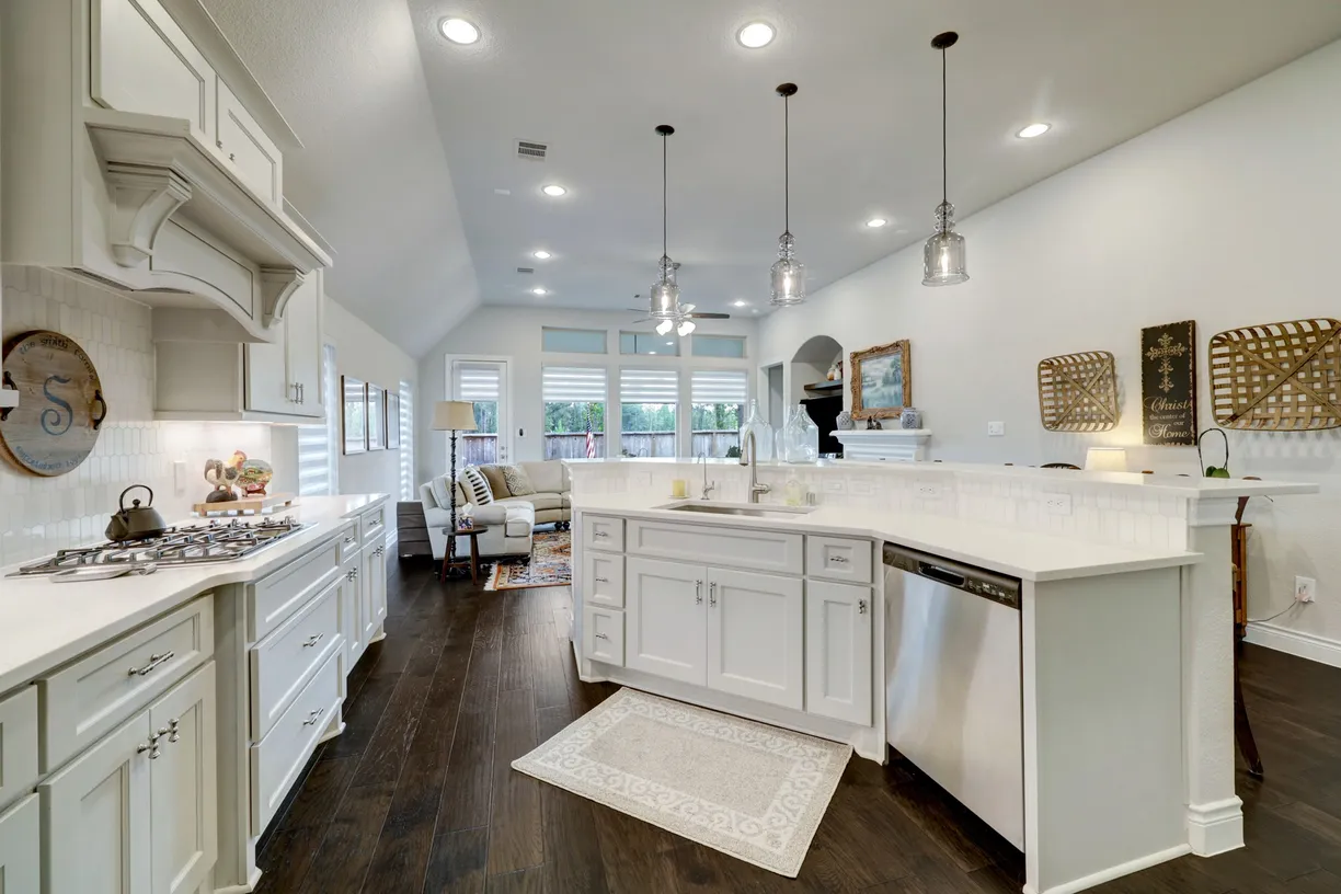 Houston Real Estate | View 21825 S Enchanted Rock Drive | Listing