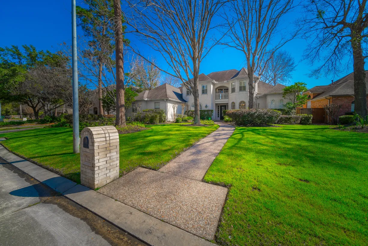 Houston Real Estate | View 7119 Eldorado Centre Lane | 4 Beds, 3 Baths
