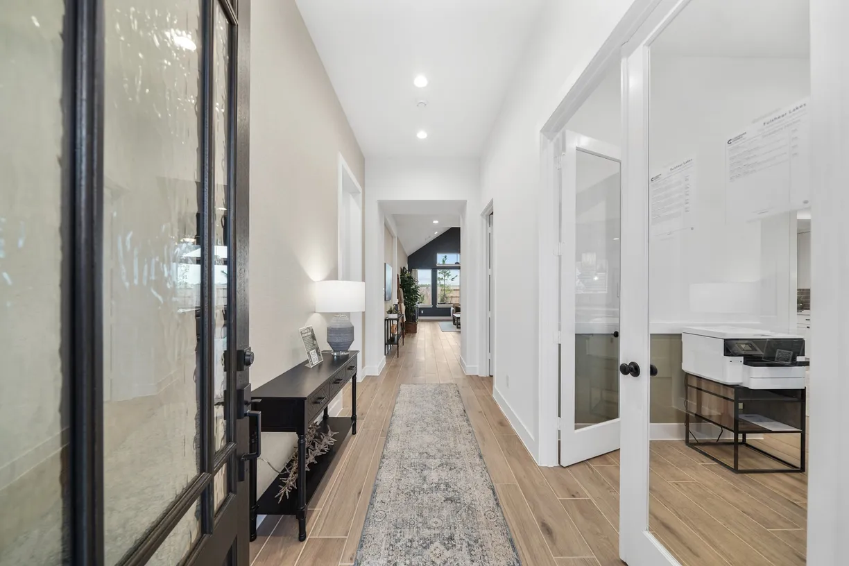 Houston Real Estate | View 7430 Netherfield Lane | Listing