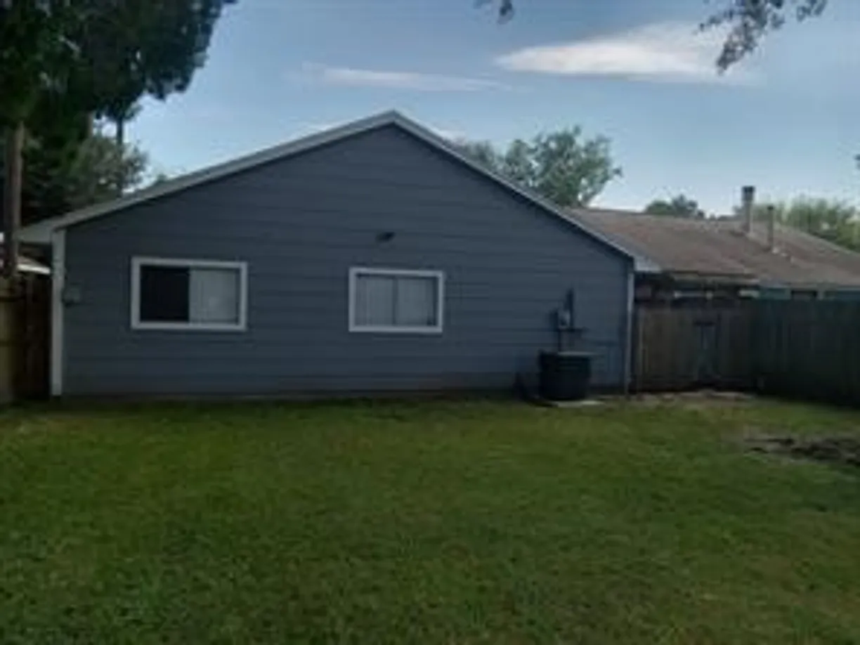 Houston Suburbs Real Estate | View 12131 W MARSHAM Circle | Listing