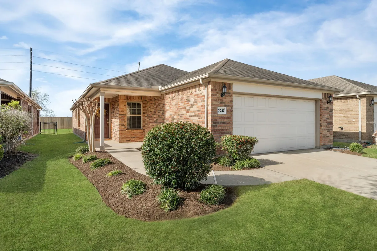 Houston Real Estate | View 3027 Dandelion Drive | Listing