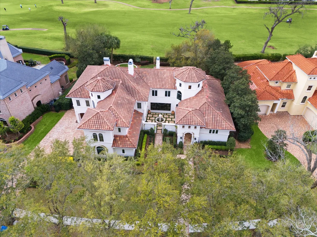 Houston Suburbs Real Estate | View 4 Grand Manor Court | Listing