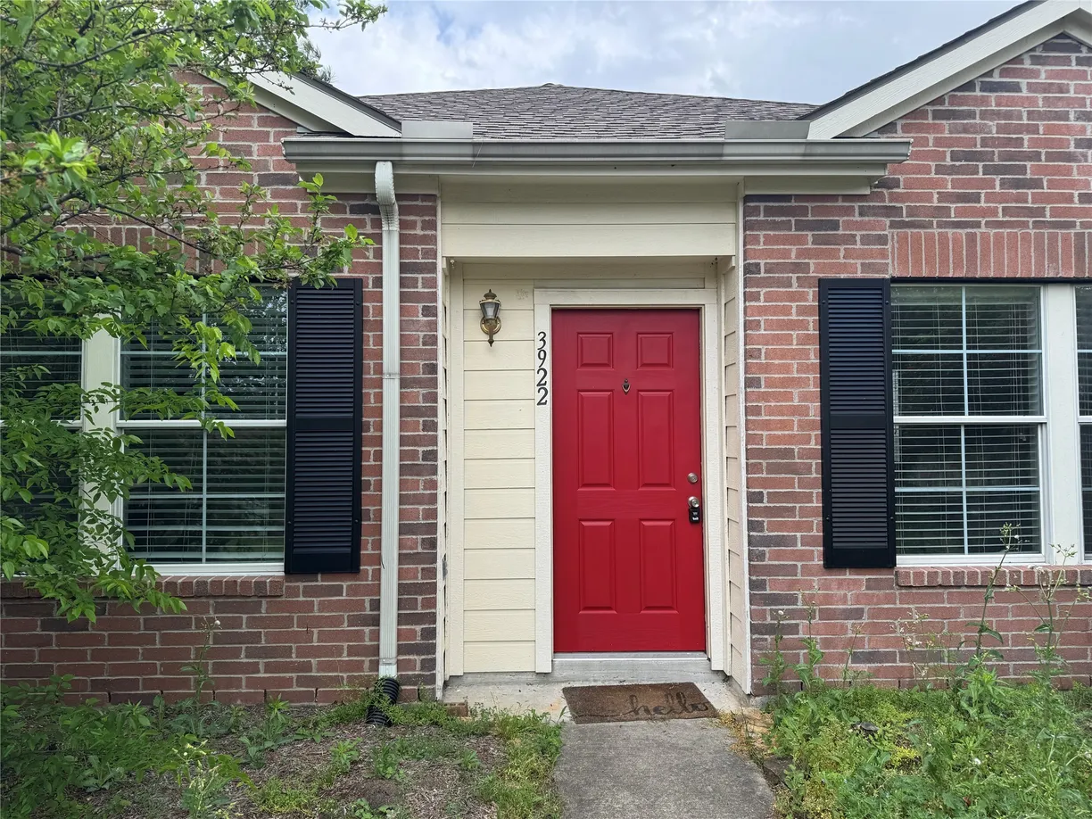 The Woodlands Real Estate | View 3922 Mossy Place Lane | 3 Beds, 2 Baths