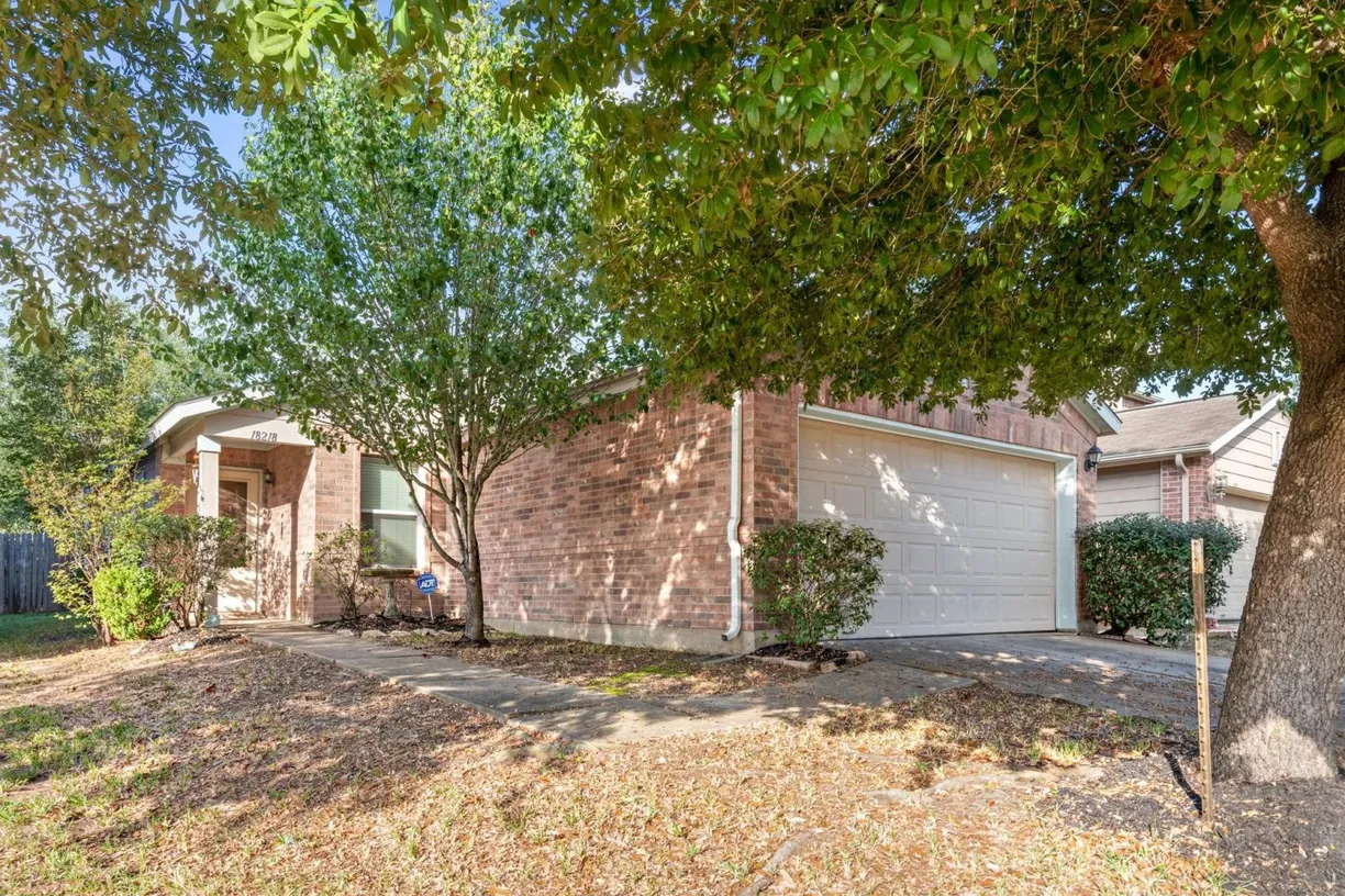 Houston Real Estate | View 18218 Coreland Lane | 3 Beds, 2 Baths