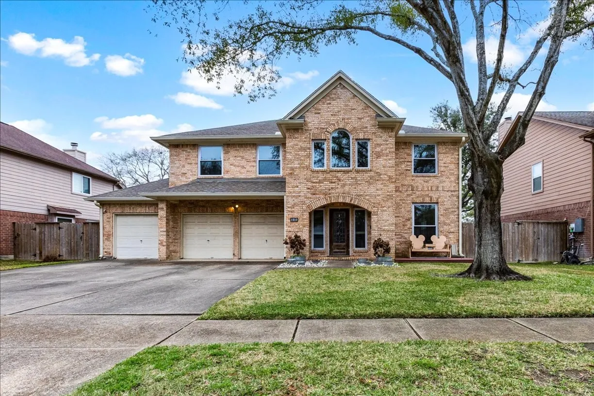 Houston Real Estate | View 1910 Harbour Cove Drive | Listing
