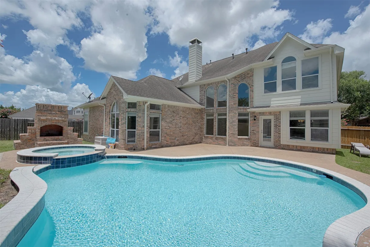 Houston Real Estate | View 3402 Monarch Meadow Lane | 4 Beds, 4 Baths