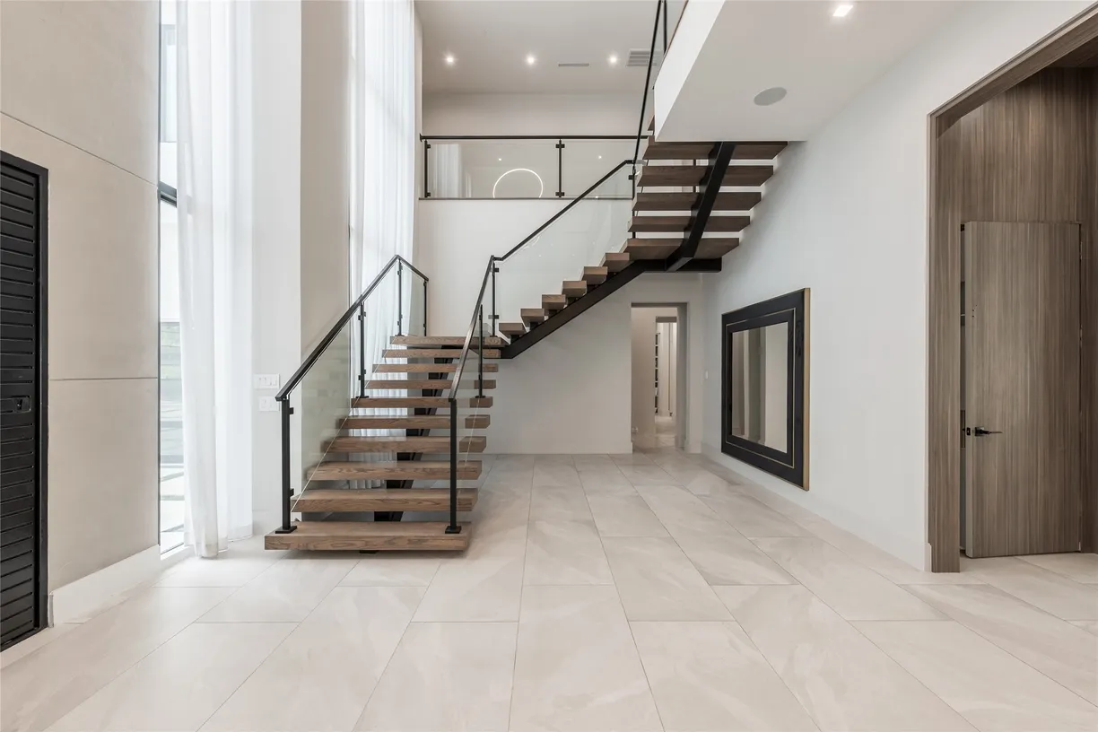 Houston Real Estate | View 10426 Memorial Drive | Listing