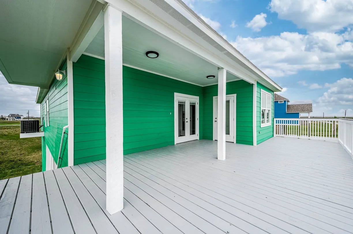Houston Real Estate | View 4014 Mitote Drive | 3 Beds, 2 Baths
