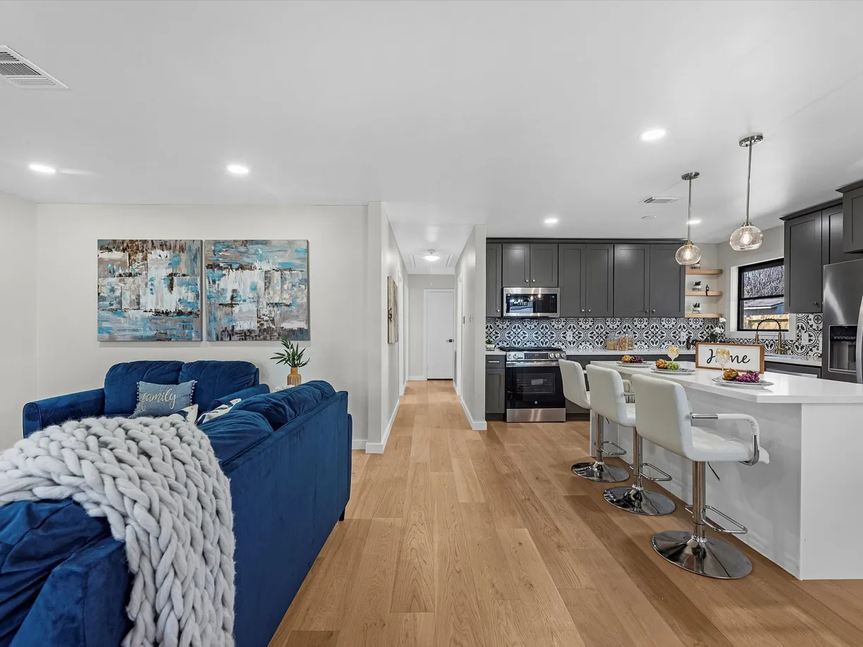 Houston Real Estate | View 1643 Fawnhope Drive | Listing