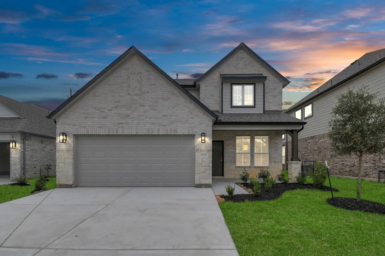 Houston Real Estate | View 15707 Walnut Leaf Lane | 4 Beds, 2 Baths