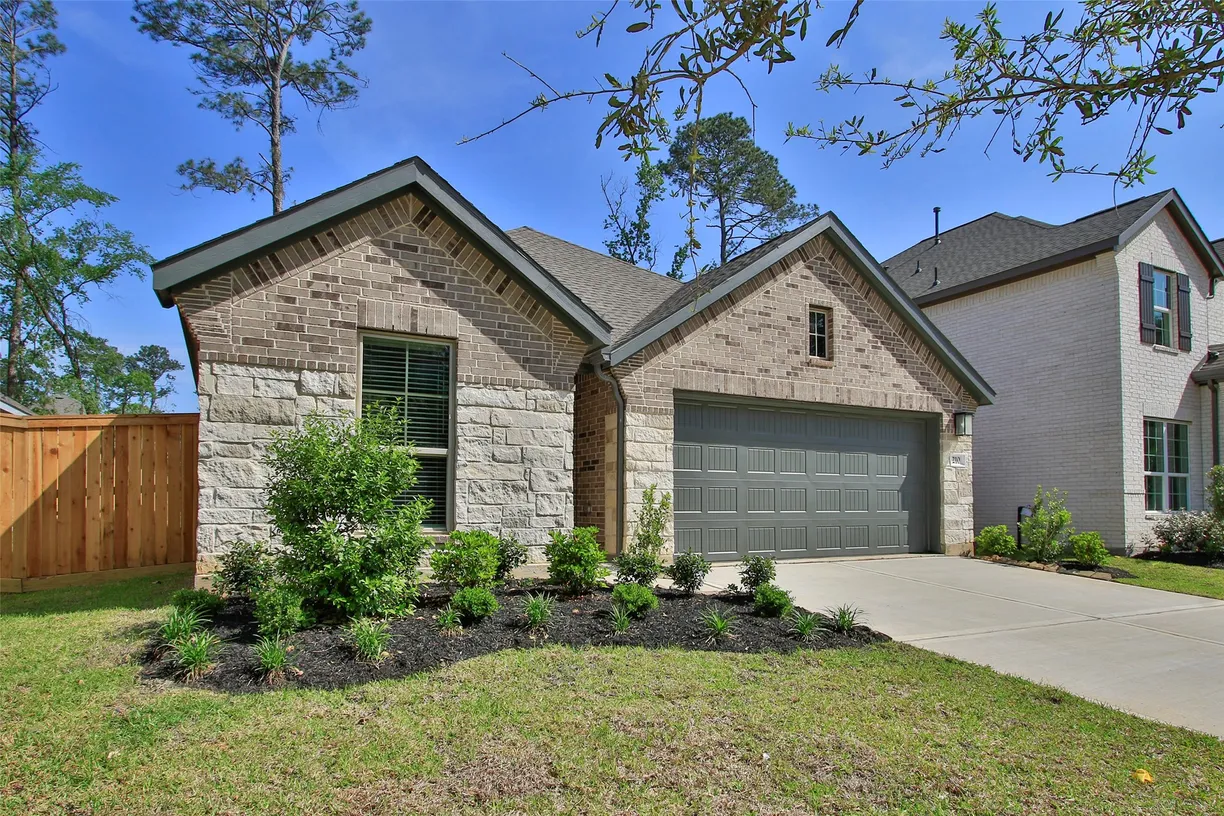 Houston Real Estate | View 210 Brecon Buff Drive | Listing