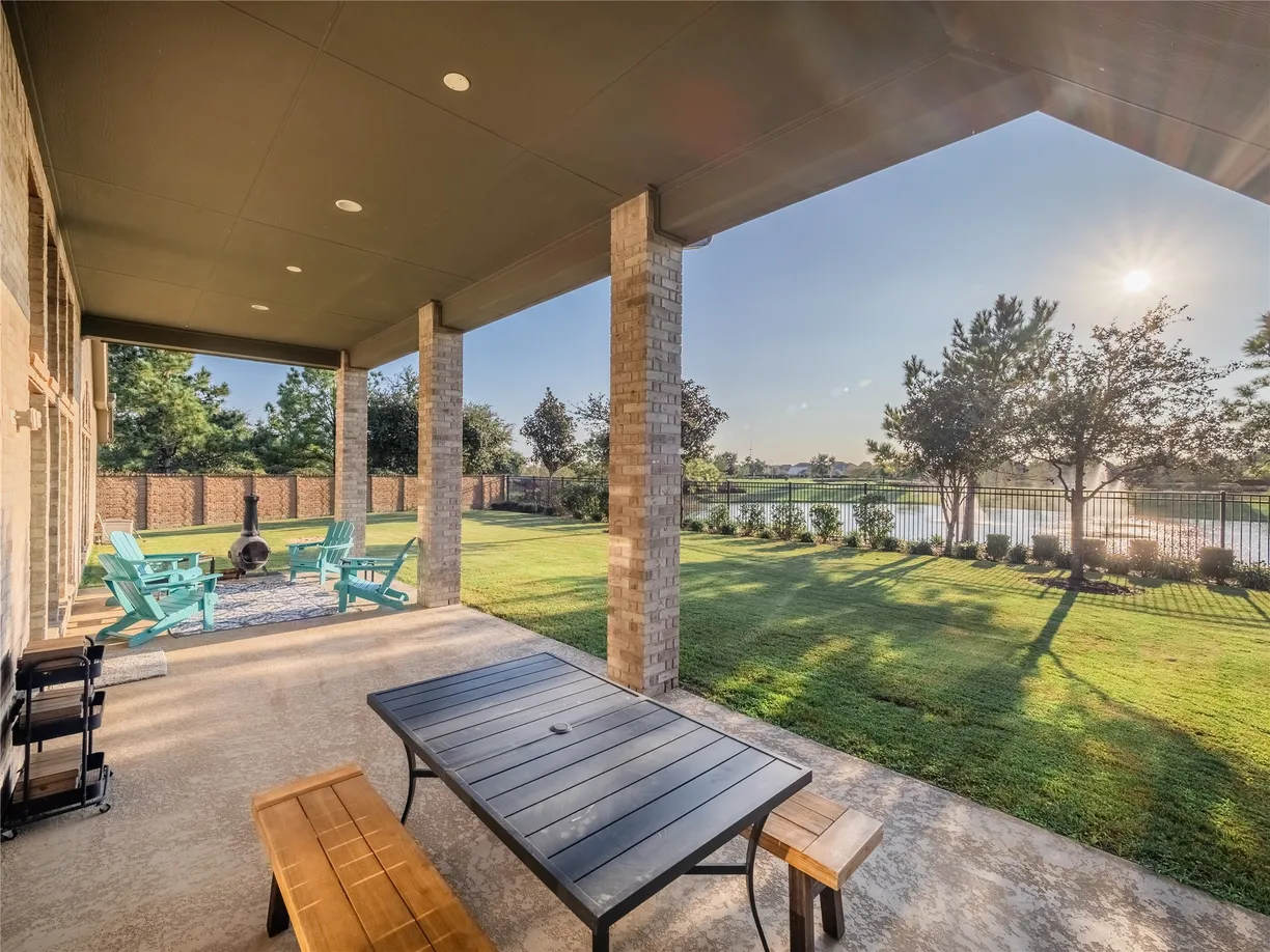 Houston Real Estate | View 3622 Edison Lane | Listing