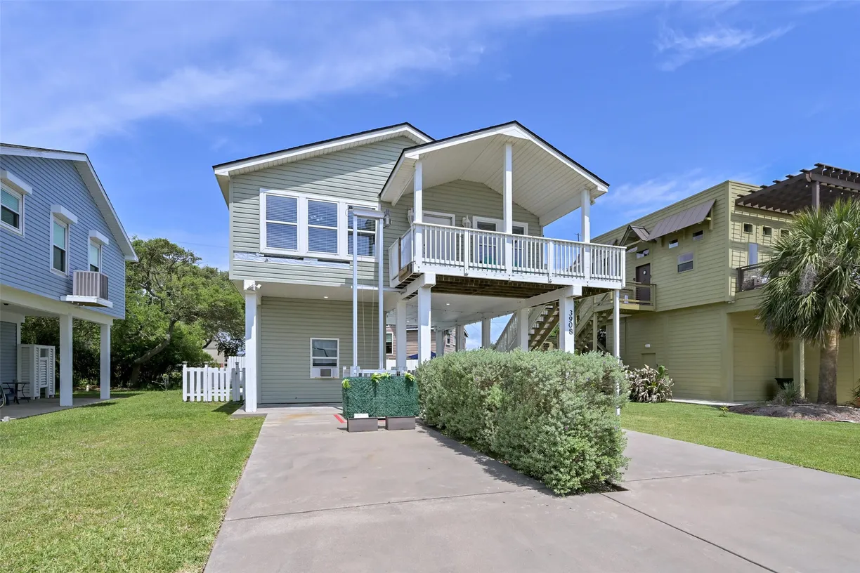Houston Real Estate | View 3908 Pirates Beach Circle | Listing