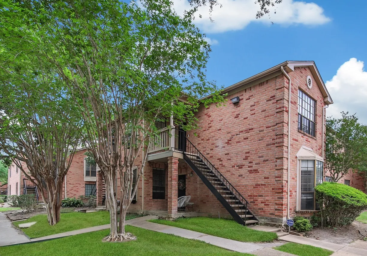 Houston Real Estate | View 2255 Braeswood Park Drive, 196 | Listing