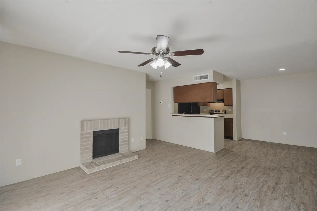 Houston Real Estate | View 12905 Woodforest Bl, 704 | Listing