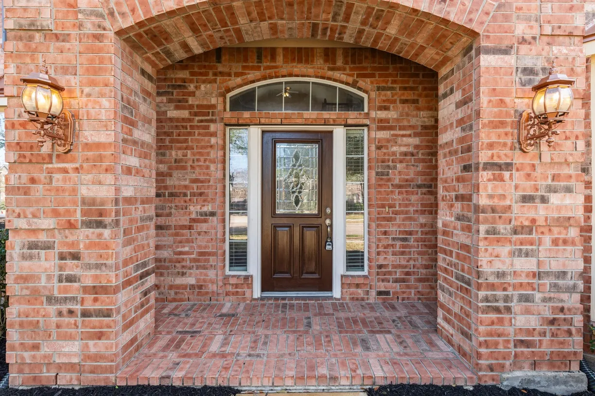 Houston Real Estate | View 2511 Orchid Creek Drive | Listing