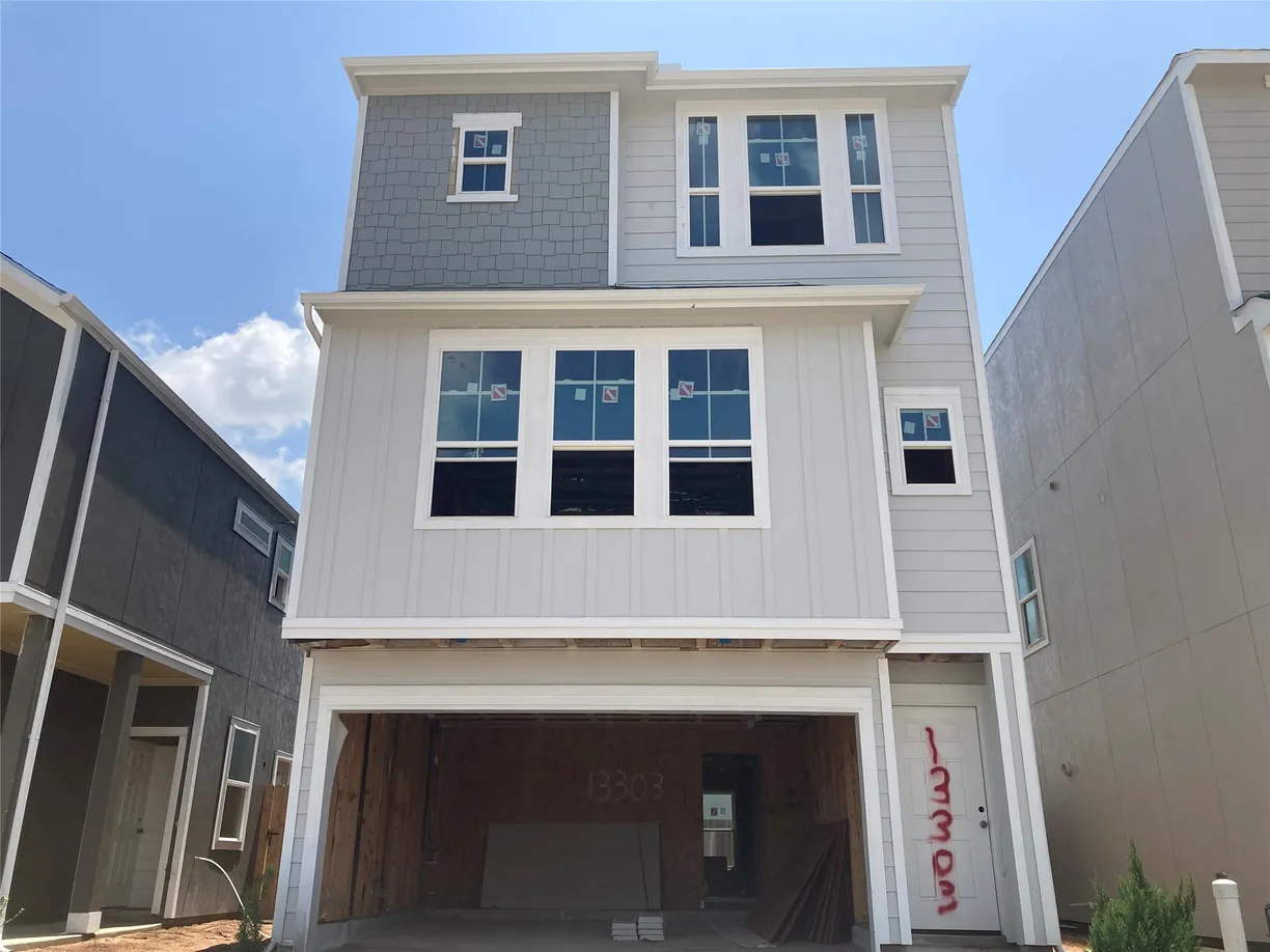 Houston Real Estate | View 13303 Moncloa Drive | Listing