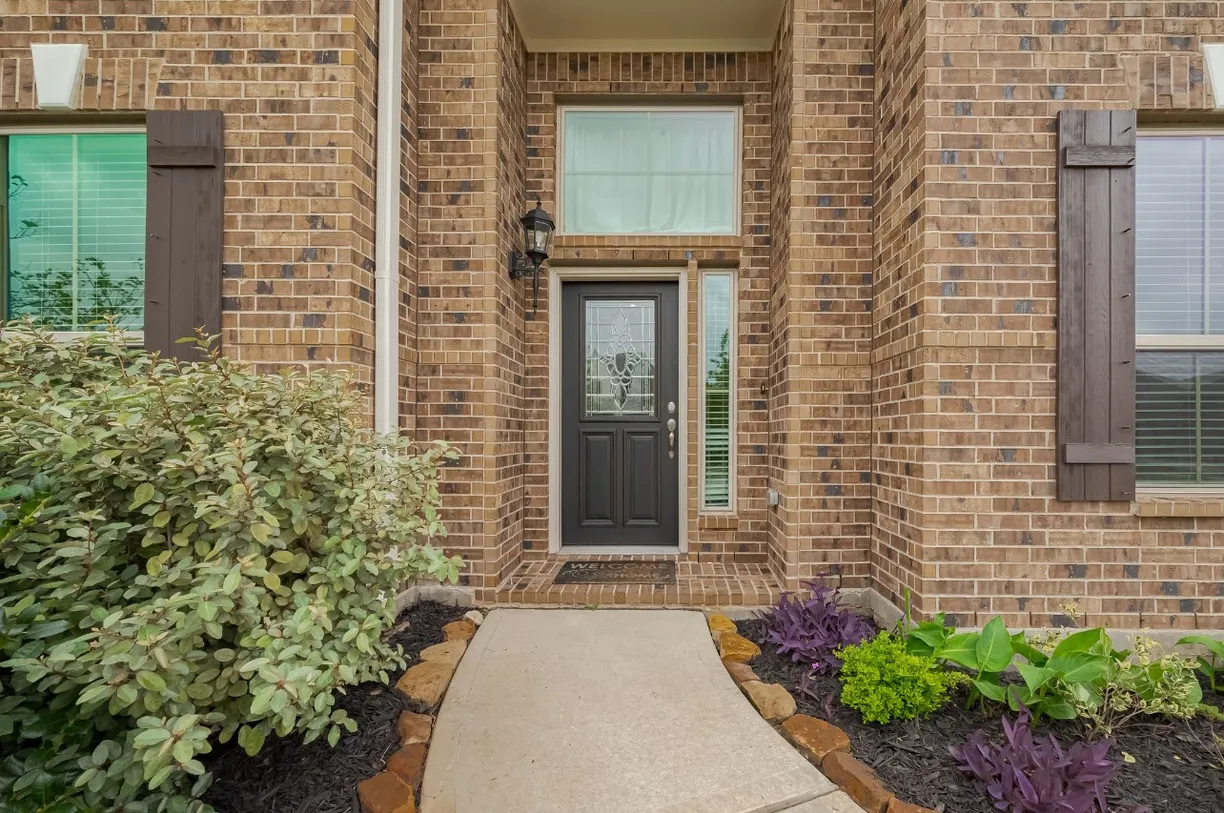 Houston Real Estate | View 5511 Highland Drive | Listing