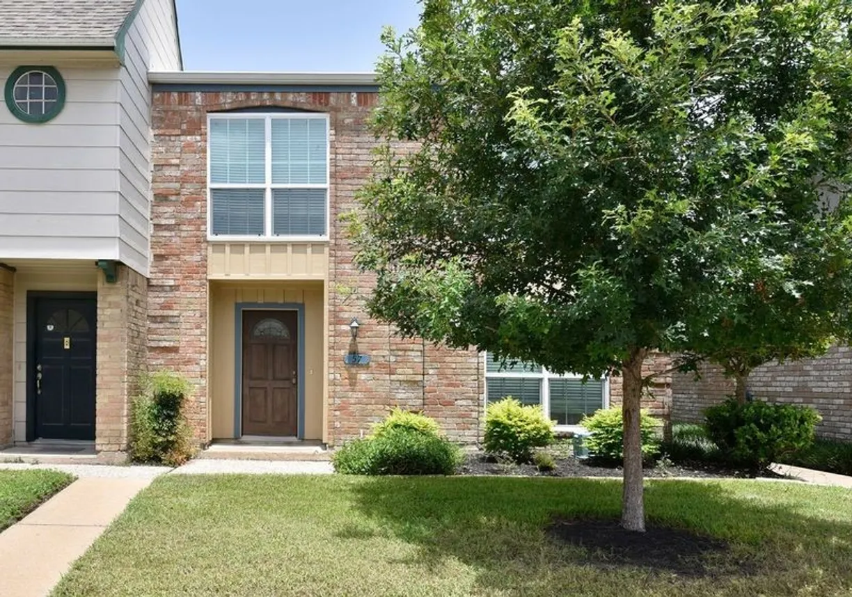 Houston Real Estate | View 11002 Hammerly Boulevard, 57 | 4 Beds, 2 Baths