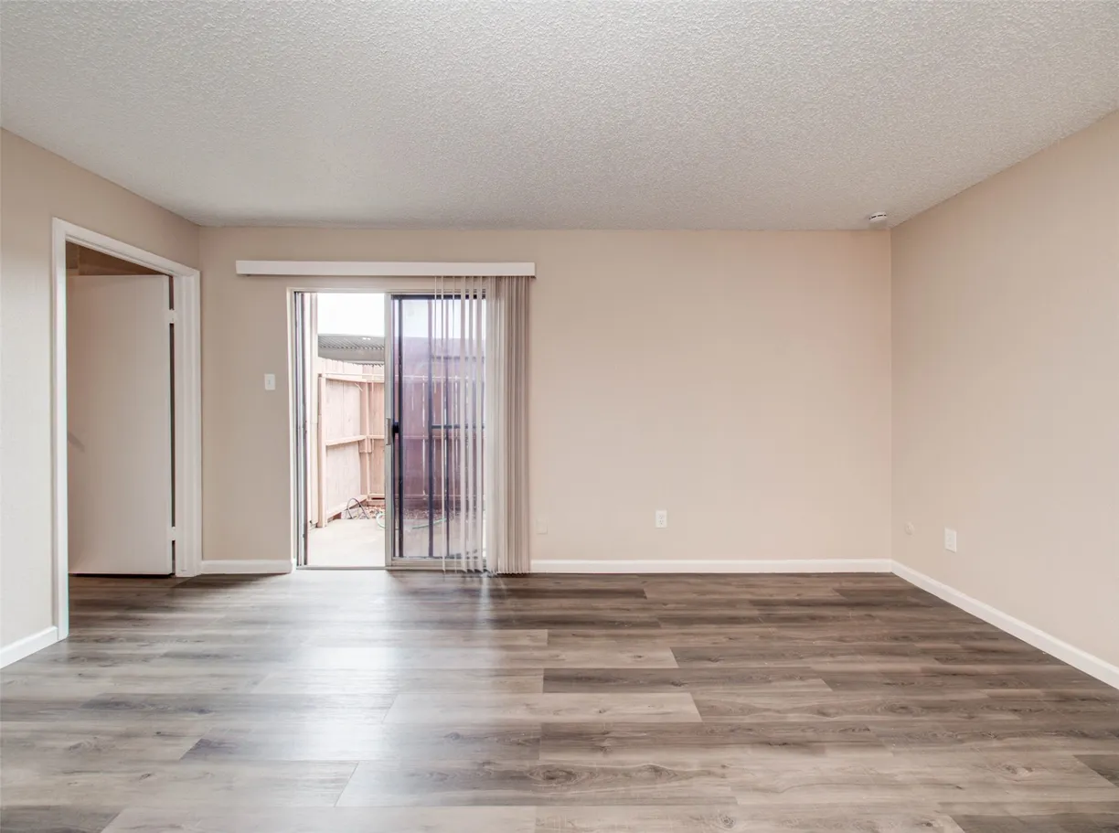 Houston Real Estate | View 10203 Forum Park Drive, 120 | Listing