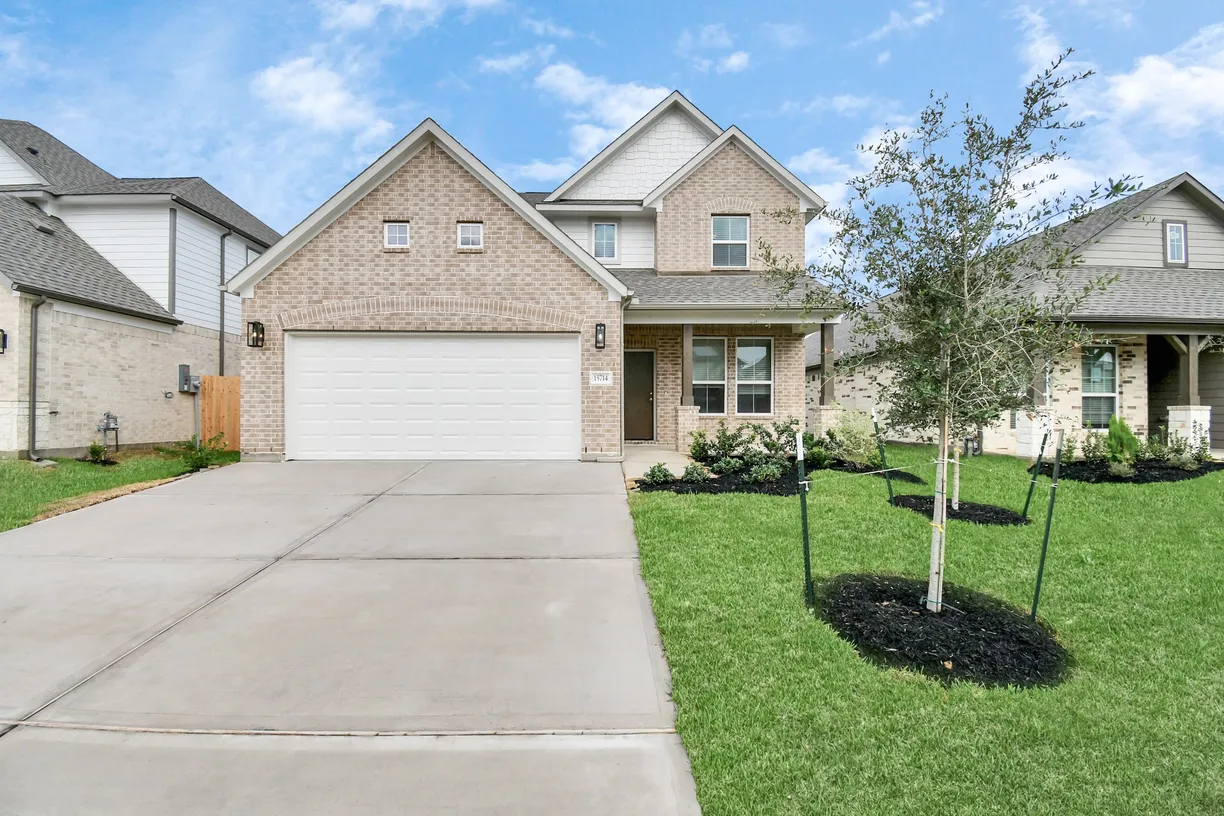 Houston Real Estate | View 15714 Walnut Leaf lane | Listing