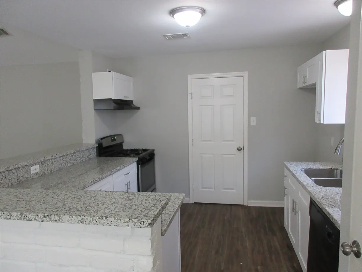 Houston Suburbs Real Estate | View 15770 Chimney Rock Road | Listing