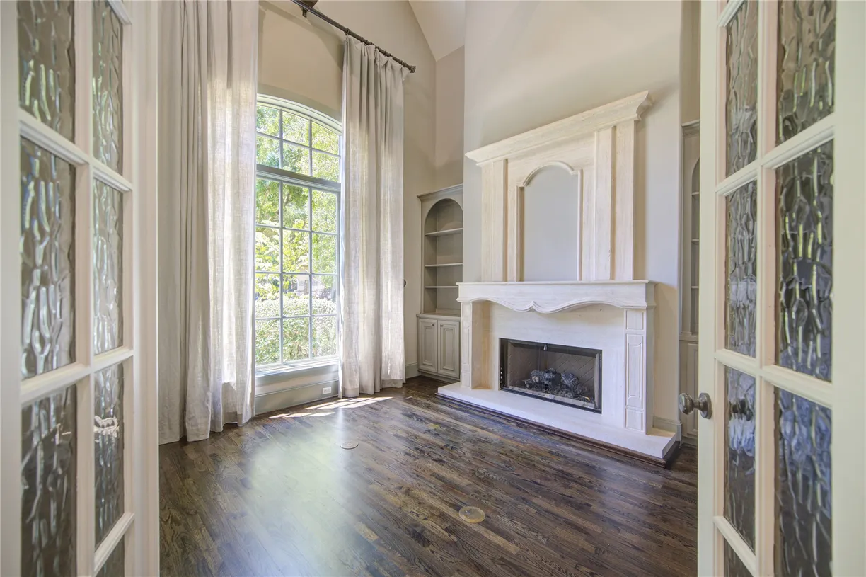 Houston Real Estate | View 3702 Blue Bonnet | Listing