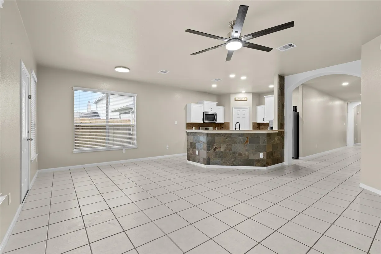 Houston Real Estate | View 15827 Mountain Mist Trl | Listing