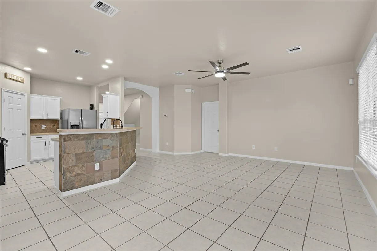 Houston Real Estate | View 15827 Mountain Mist Trl | 5 Beds, 3 Baths