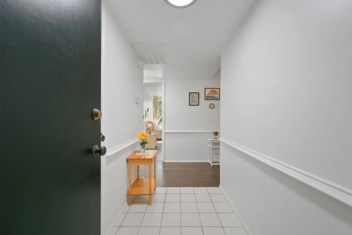 Houston Real Estate | View 4627 Wild Indigo Street, 603 | Listing