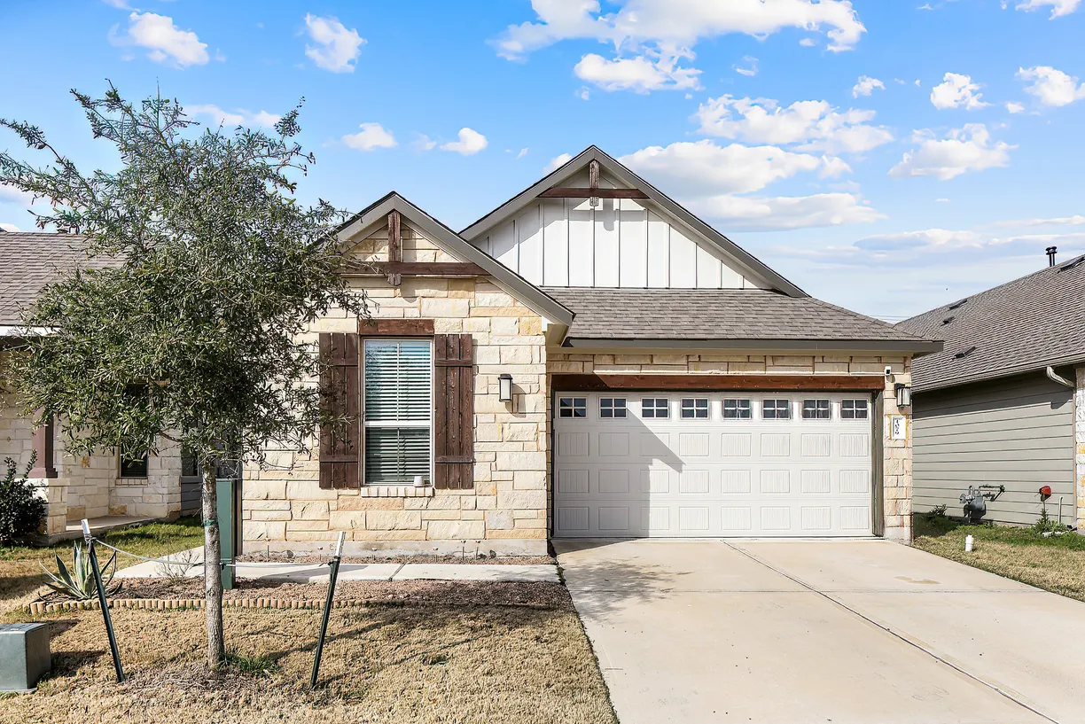The Woodlands Real Estate | View 1079 Toledo Bend | 3 Beds, 2 Baths