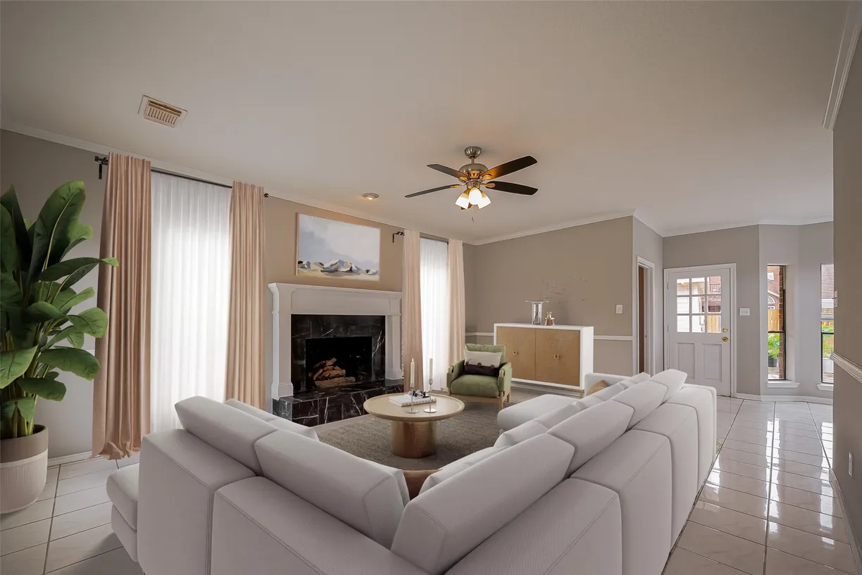 Houston Real Estate | View 215 Wood Circle Lane | Listing