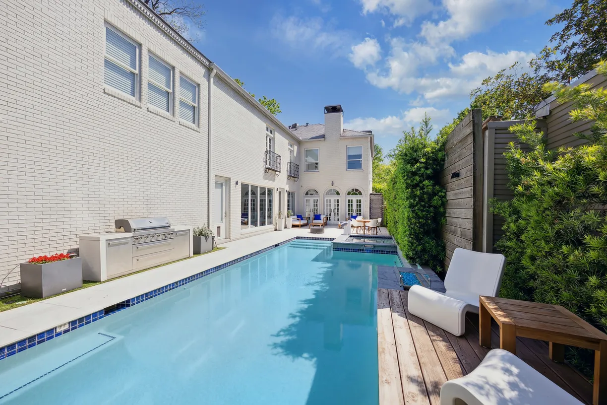 Houston Real Estate | View 2114 Wroxton Road | Listing
