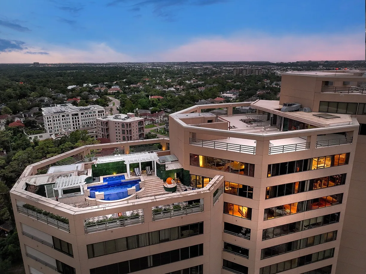 Houston Real Estate | View 101 Westcott Street, 2001 | Listing