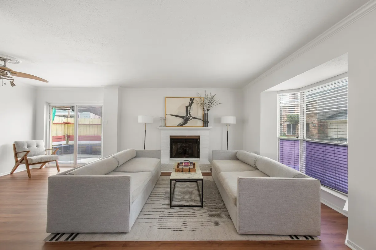 Houston Real Estate | View 9222 Barr Circle | Listing