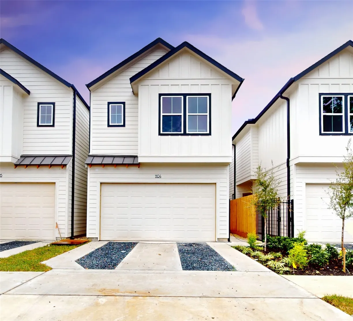 Houston Real Estate | View 1106 Cordell Street, B | 3 Beds, 3 Baths