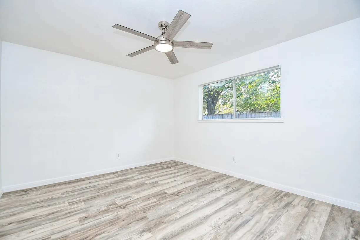 Houston Real Estate | View 7807 Blackjack Court | Listing