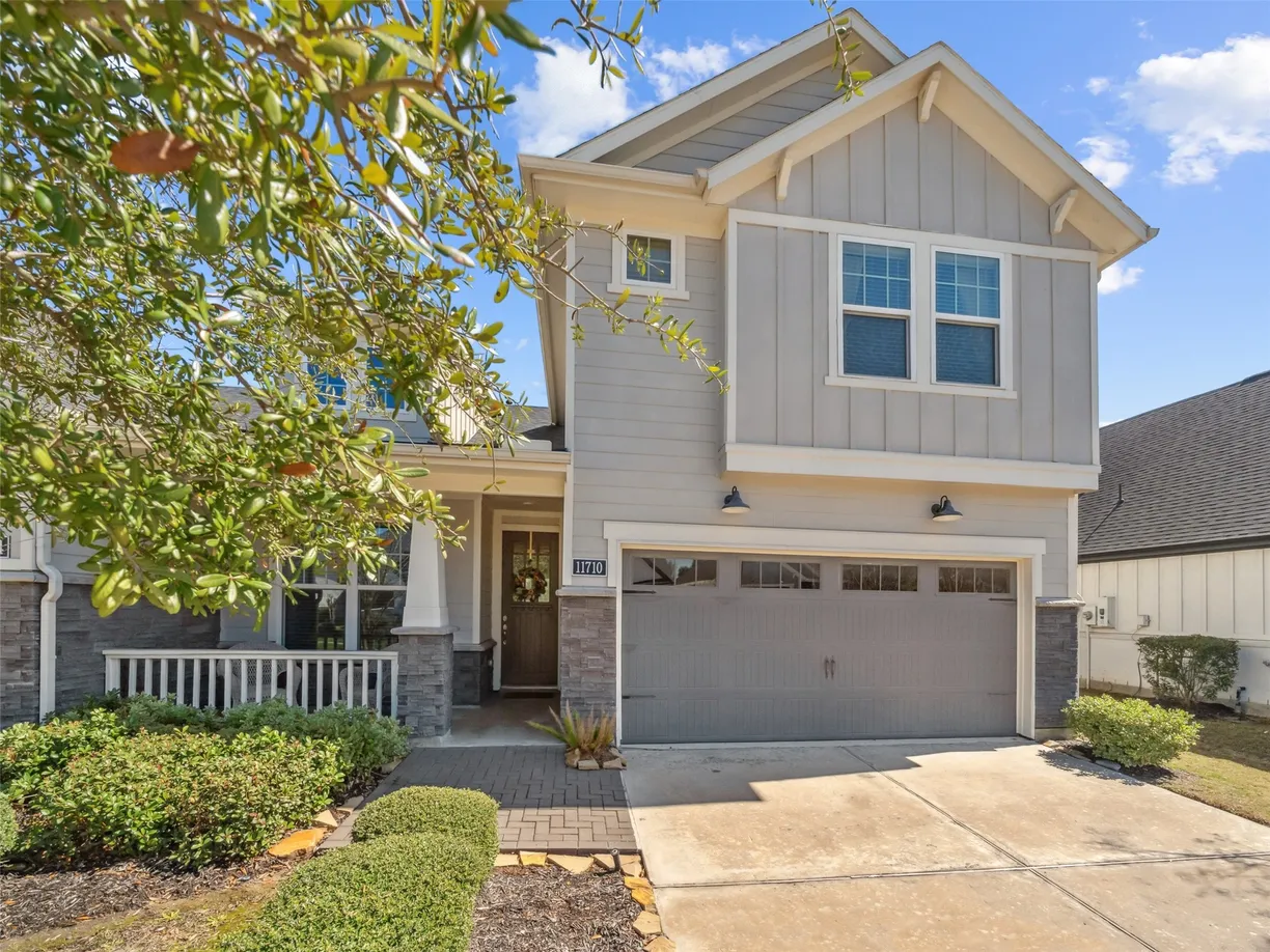 Houston Real Estate | View 11710 Tranquility Summit Drive | 3 Beds, 2 Baths