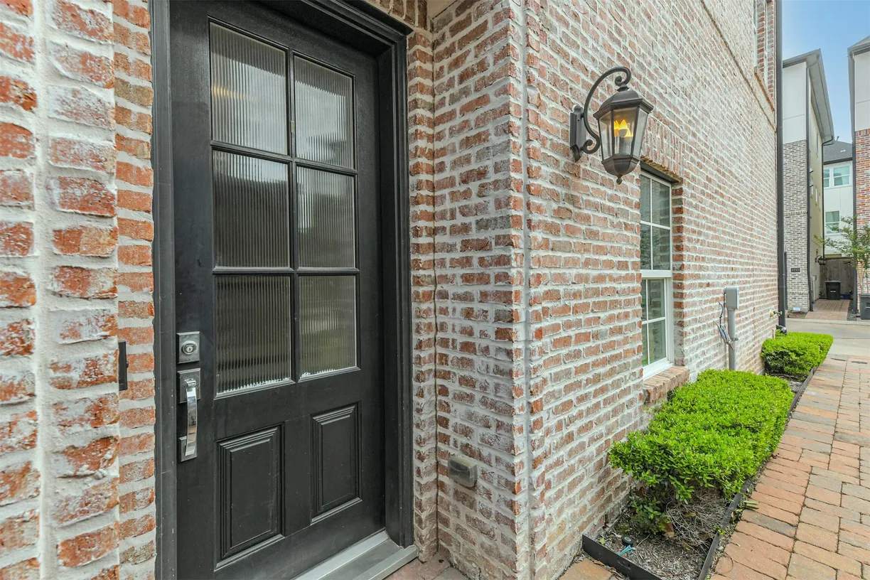 Houston Real Estate | View 2705 Dolce Oaks Drive | Listing